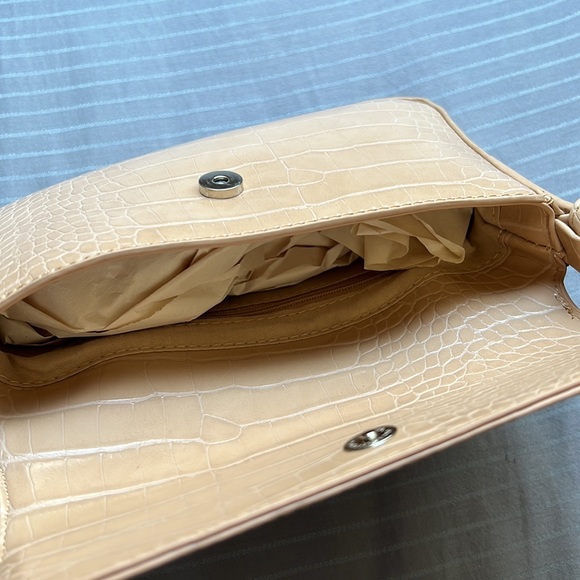 Mini Shoulder Bag - Picture 4 of 5